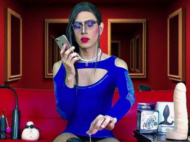 Live sex webcam photo for SabrinaStar #273788547