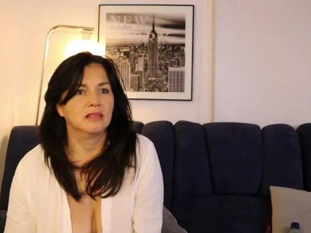 Live sex webcam photo for Sabrivm #276197043