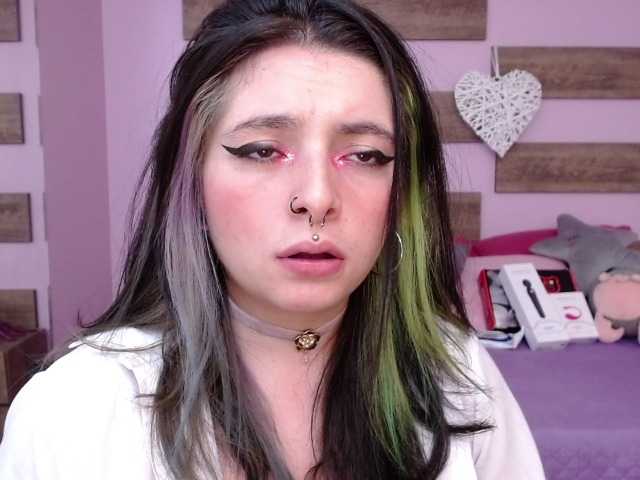 Live sex webcam photo for SachiMeow #271969427