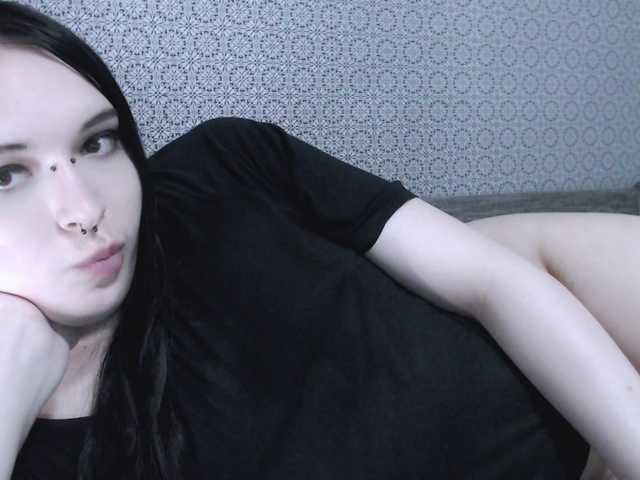 Live sex webcam photo for SadMeow #276638657