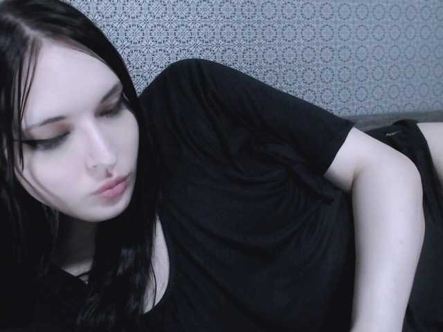 Live sex webcam photo for SadMeow #276781022