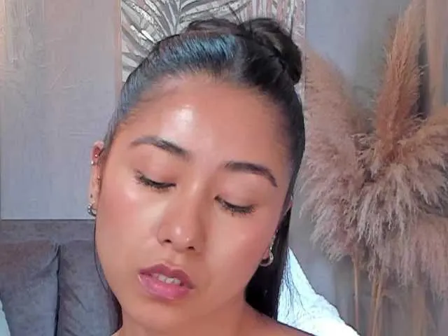 Live sex webcam photo for Sadashi1 #291715844