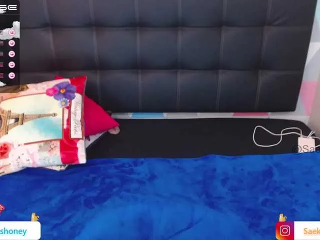 Live sex webcam photo for SaekoHofmann #273907180
