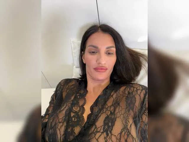 Live sex webcam photo for SafariQueen #291678774