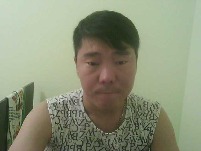 Live sex webcam photo for Saha5637 #275613190