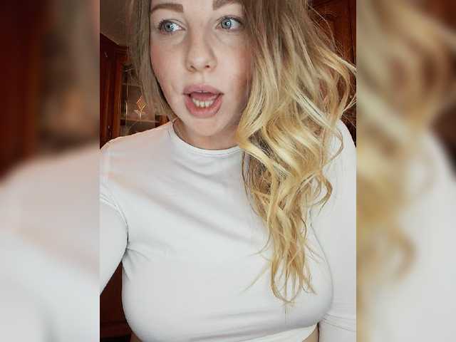 Live sex webcam photo for Saharok-20 #272961608