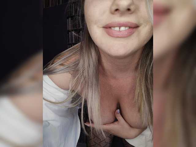 Live sex webcam photo for Saharok-20 #274093537