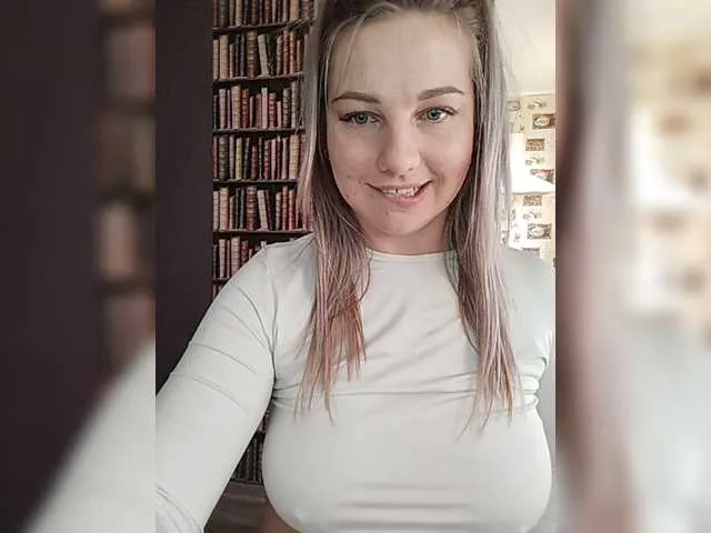 Live sex webcam photo for Saharok-20 #274563955