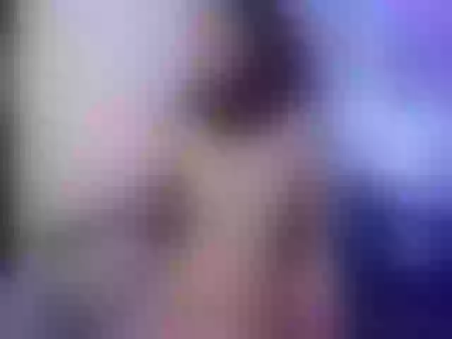 Live sex webcam photo for SahiraAli #275960448