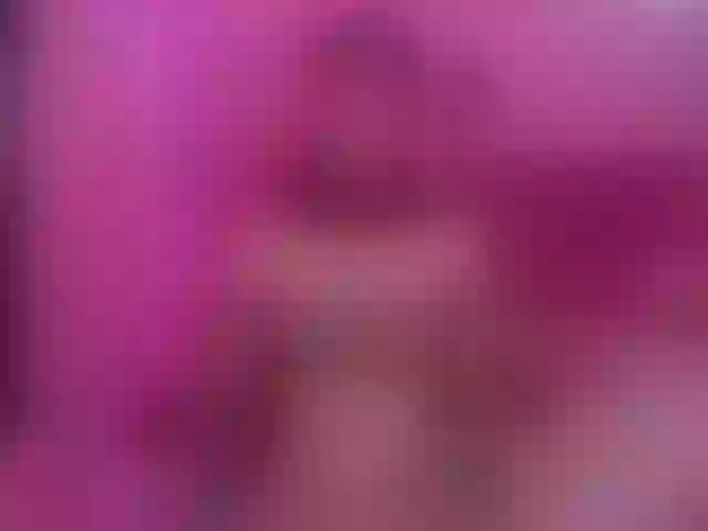 Live sex webcam photo for SahiraAli #276035862