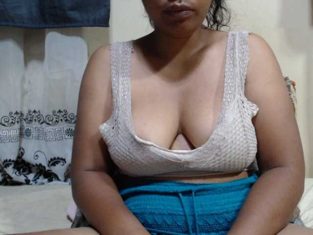 Live sex webcam photo for Sahobelle #292344056