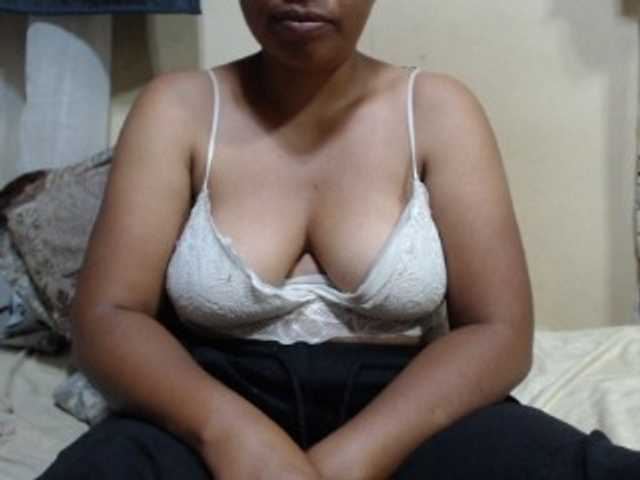 Live sex webcam photo for Sahobelle #292410476