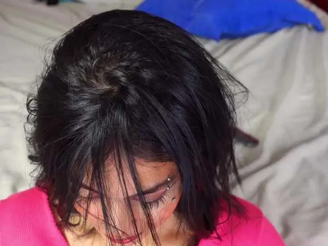 Live sex webcam photo for SahoriKamari #275547448