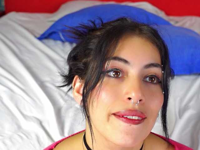 Live sex webcam photo for SahoriKamari #276546672