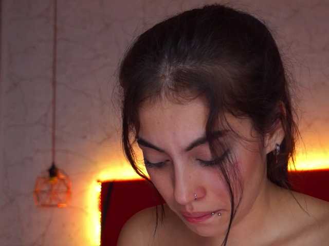 Live sex webcam photo for SahoriKamari #276582299