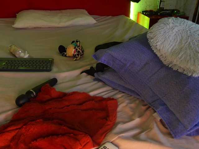 Live sex webcam photo for SahoriKamari #277018036