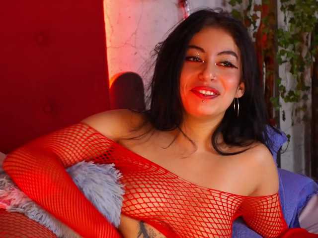 Live sex webcam photo for SahoriKamari #277166496