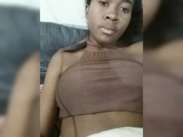 Live sex webcam photo for Saida121 #276149937