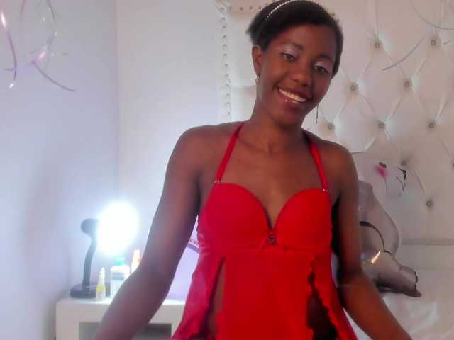 Live sex webcam photo for Saidy-Castro #277620272