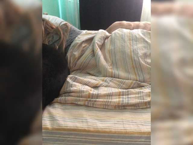 Live sex webcam photo for SaintMaryf #272976646