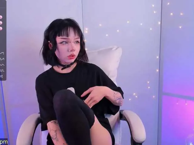 Live sex webcam photo for SaintSofia #276563573