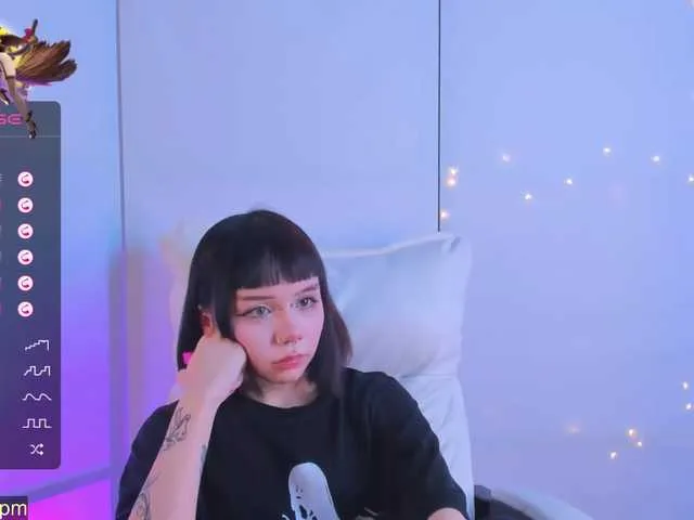 Live sex webcam photo for SaintSofia #276608374