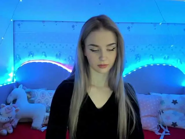 Live sex webcam photo for Sakura-moon #271963239