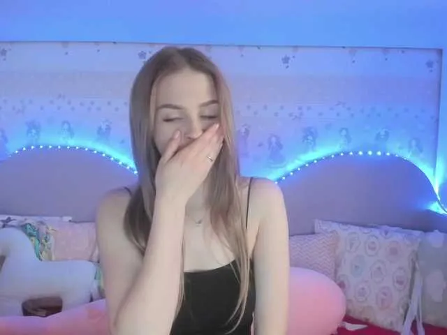 Live sex webcam photo for Sakura-moon #273241818