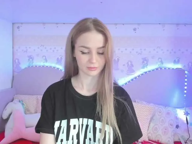 Live sex webcam photo for Sakura-moon #273558936