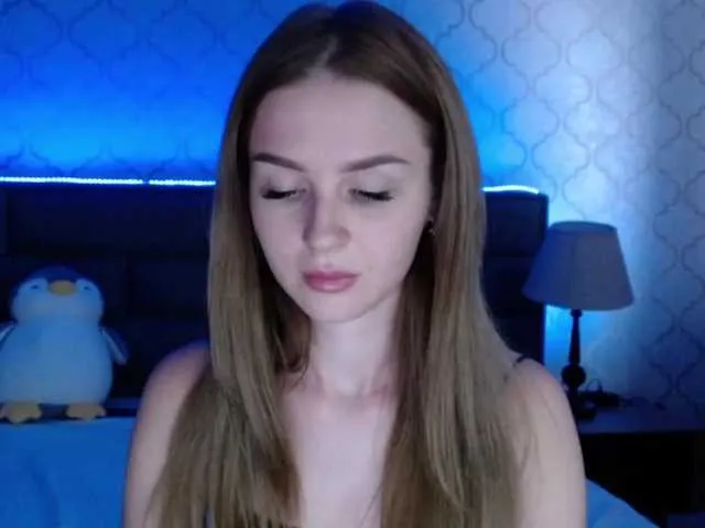 Live sex webcam photo for Sakura-moon #274317312