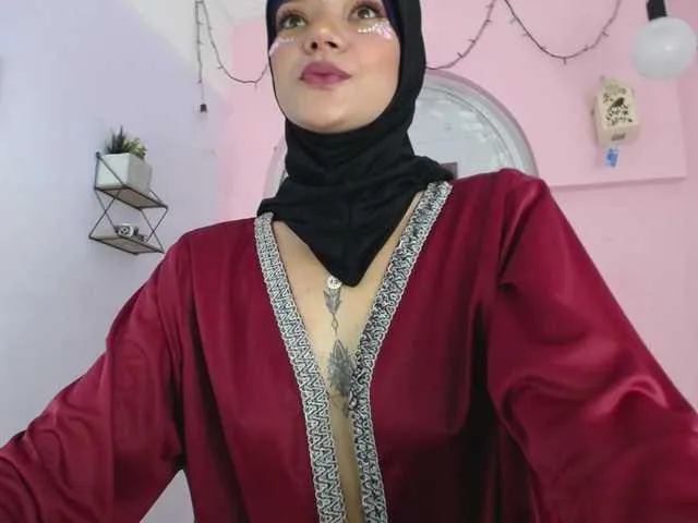Live sex webcam photo for SalimaHashim #288070470