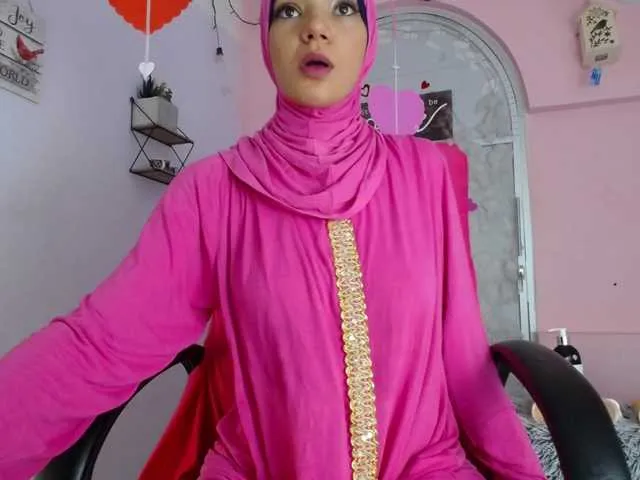 Live sex webcam photo for SalimaHashim #288070482
