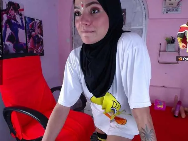 Live sex webcam photo for SalimaHashim #288070529