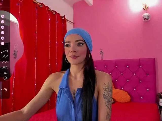 Live sex webcam photo for SalimaHashim #288070639