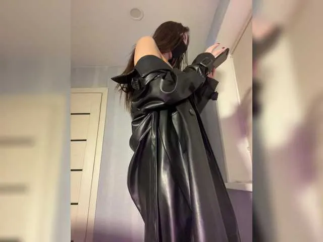 Live sex webcam photo for Saliss1 #290794976