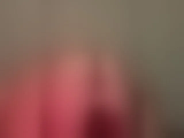 Live sex webcam photo for Saliss1 #292573930