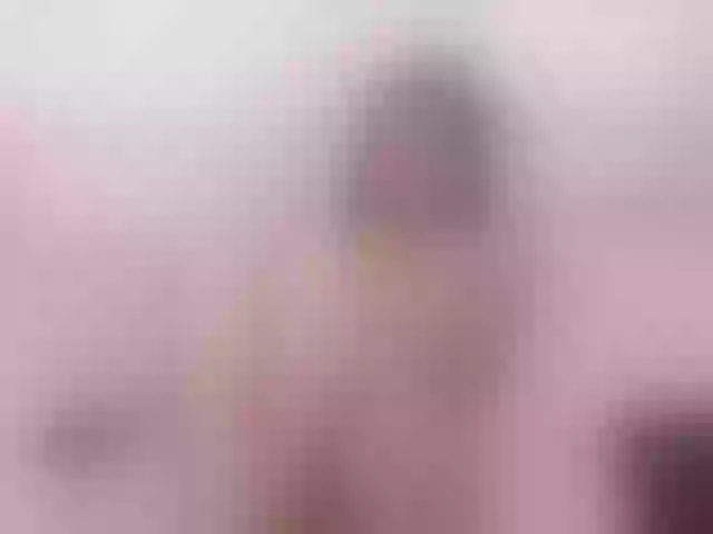 Live sex webcam photo for SallyGarcia #275999181