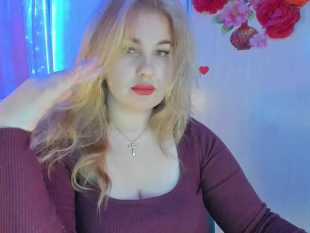 Live sex webcam photo for SallyNex4u #290801453