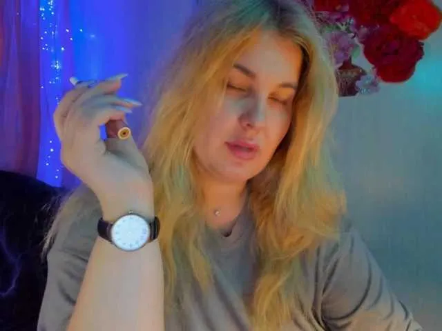 Live sex webcam photo for SallyNex4u #291422039