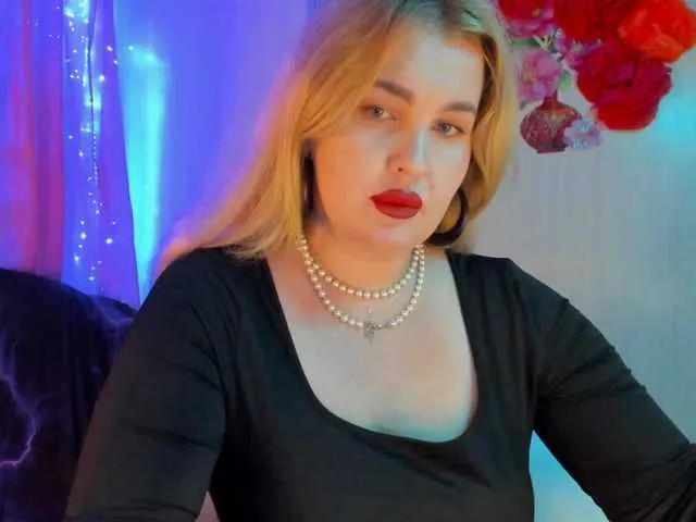 Live sex webcam photo for SallyNex4u #291426382