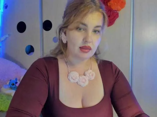 Live sex webcam photo for SallyNex4u #291868017