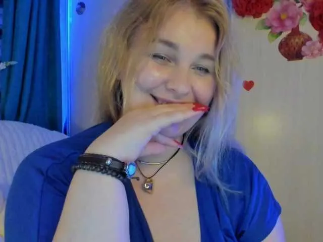 Live sex webcam photo for SallyNex4u #292058446