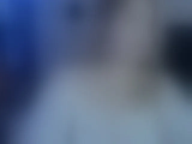 Live sex webcam photo for SallyNex4u #292775864