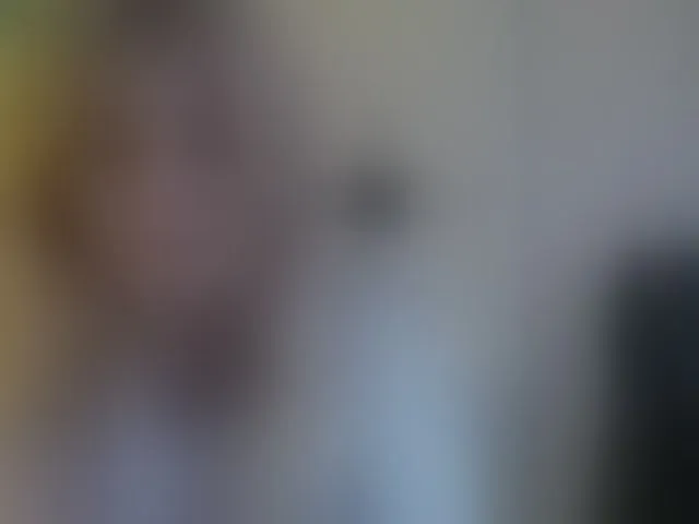 Live sex webcam photo for SallyNex4u #293119156
