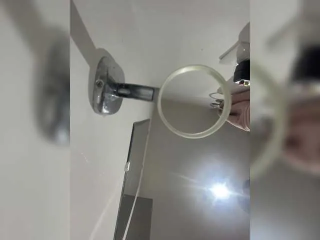 Live sex webcam photo for SallyeLeins #290955961