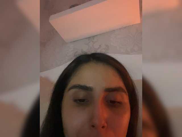 Live sex webcam photo for SallyeLeins #292006893