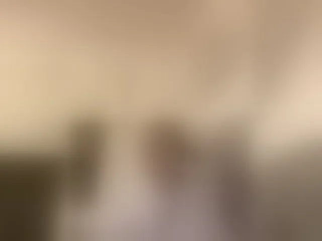 Live sex webcam photo for SallyeLeins #293803719