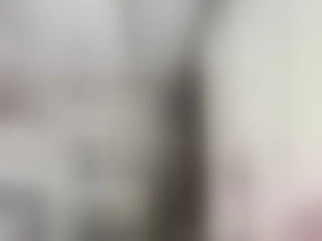 Live sex webcam photo for SallyeLeins #293886269