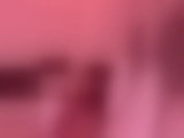 Live sex webcam photo for SallyeLeins #293929740