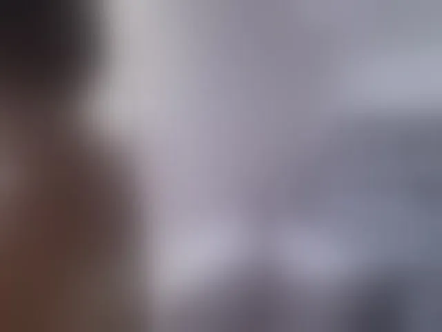 Live sex webcam photo for SallyeLeins #293985125